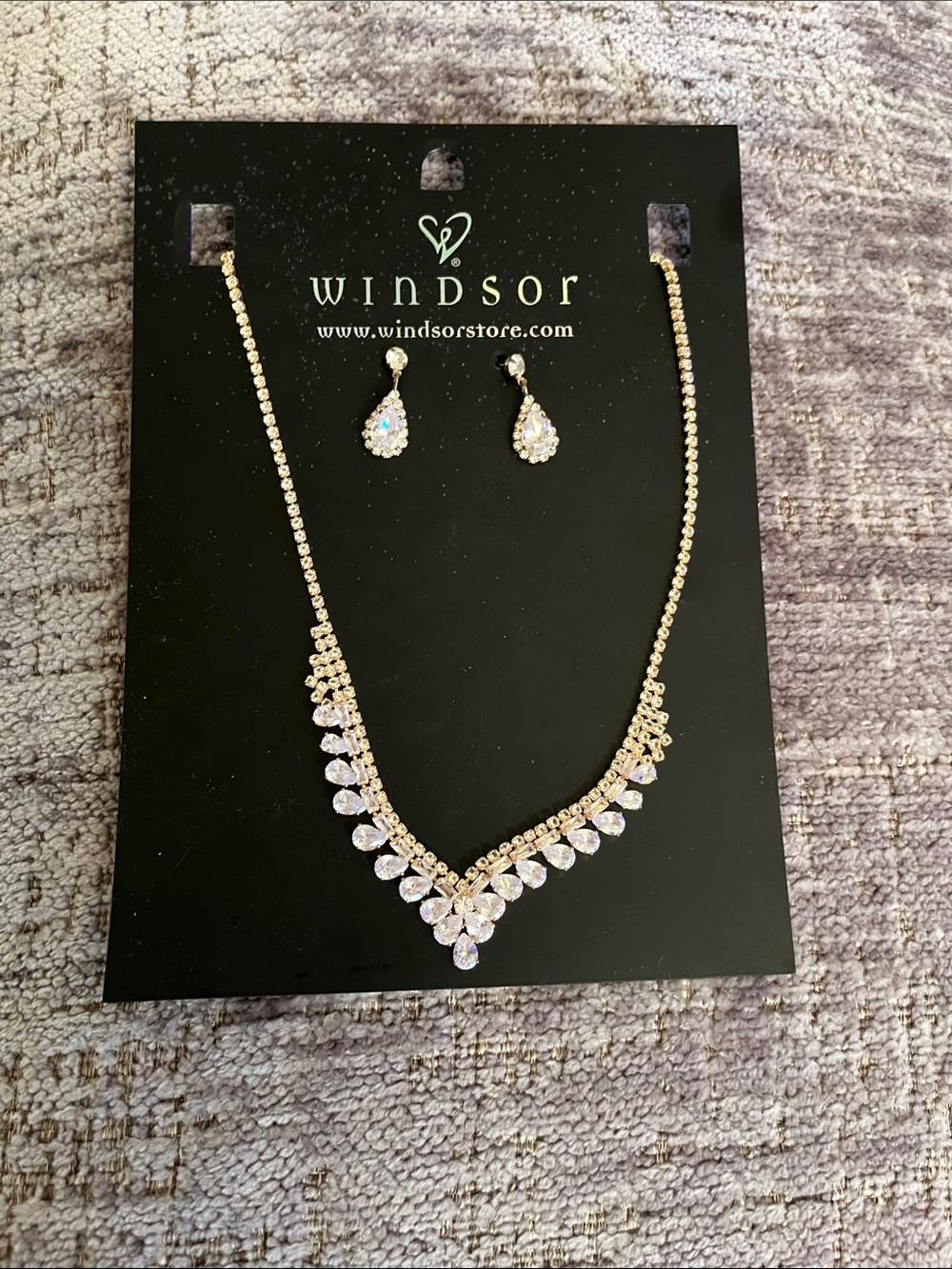 Windsor Gold Crystal Teardrop Necklace & Earrings Set